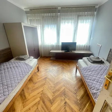 شقة 'golden Bird' Apartment, 2 Bedrooms, Super