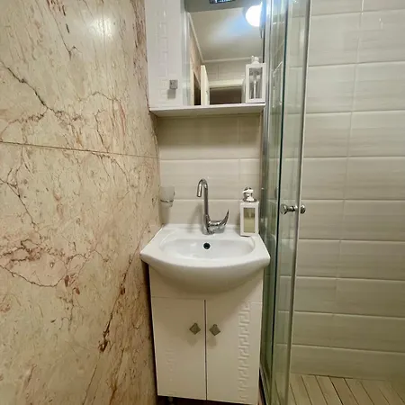 'golden Bird' Apartment, 2 Bedrooms, Super شقة